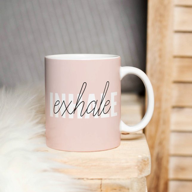 Modern Pastel Rosa Inhale Exhale Quote Kaffemugg (Skapare uppladdad)