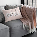 Modern Pastel Rosa Inhale Exhale Quote Prydnadskudde<br><div class="desc">Modern Pastel Rosa Inhale Exhale Quote</div>