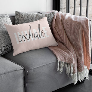 Modern Pastel Rosa Inhale Exhale Quote Prydnadskudde