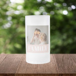 Modern Pastel Rosa Kärlek-familjfoto Frostat Ölglas<br><div class="desc">Fotogåva från Modern Red Kärlek Family</div>