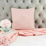 Modern Pastel Rosa och minimalistiskt hjärtglappat Kudde<br><div class="desc">Modern Pastel Rosa och minimalistiskt hjärtglappat</div>