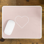 Modern Pastel Rosa och minimalistiskt hjärtglappat Musmatta<br><div class="desc">Modern Pastel Rosa och minimalistiskt hjärtglappat</div>