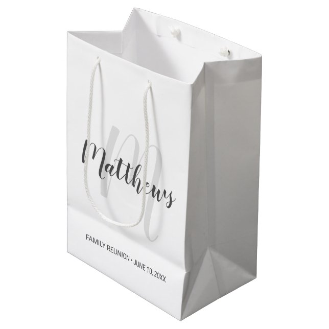 Modern Personlig Monogram & Family Namn (Framsidan Vinklad)