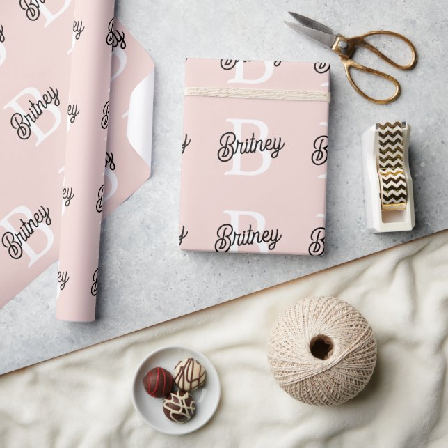 Modern Personlig Monogram och Namn Pastel Rosa Presentpapper (Hantverk)