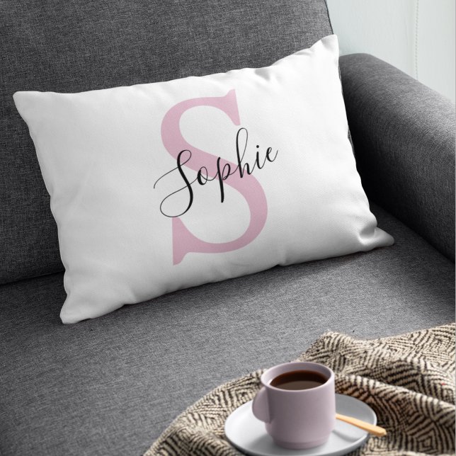 Modern Personlig Namn Monogram Rosa Prydnadskudde (Skapare uppladdad)
