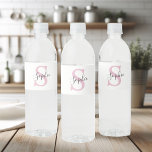 Modern Personlig Namn Monogram Rosa Vattenflaskor Etikett<br><div class="desc">Modern Personlig Namn Monogram Rosa</div>