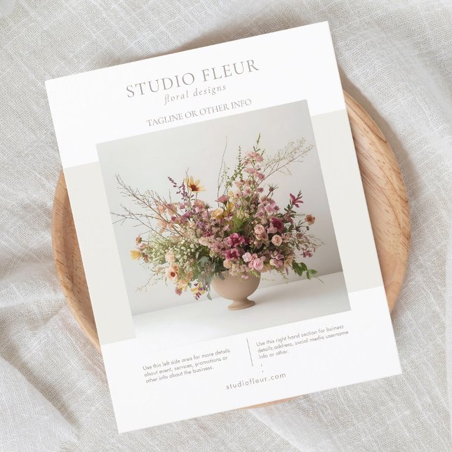 Modern Photo Blommigt Small Business Marknadsförin Flygblad (Skapare uppladdad)