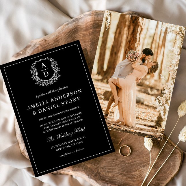 Modern Photo Blommigt Vapensköld Monogram Bröllop  Inbjudningar (Skapare uppladdad)
