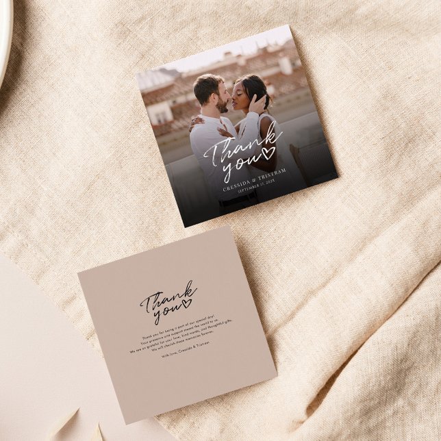 Modern Photo Hand-Lettered Bröllop Tack Anteckningskort (Elegant Photo Wedding Tan Thank You Mini Card)