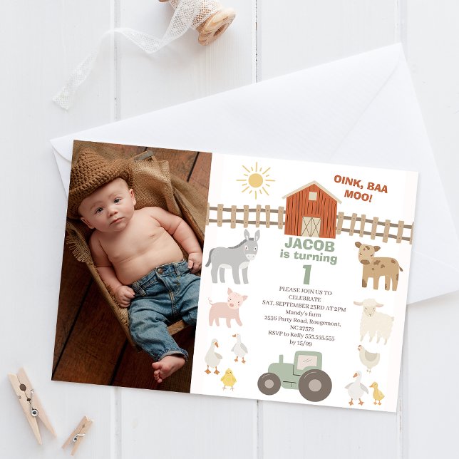 Modern Photo Photo Grönt Tractor 1st Farm Birthday Inbjudningar (Boys green tractor farm first birthday invitation featuring various farm animals and red barn. )