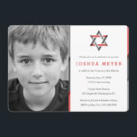 Modern Photo Pub Mitzvah-inbjudan | Röd   svart Inbjudningar<br><div class="desc">Coola,  moderna fotoinbjudningar till Pub Mitzvah. Anpassa onlinen med din sons foto och Mitzvah-detaljer. David-stjärnan är utformad med moderna röda,  svarta och grått-accenter.</div>