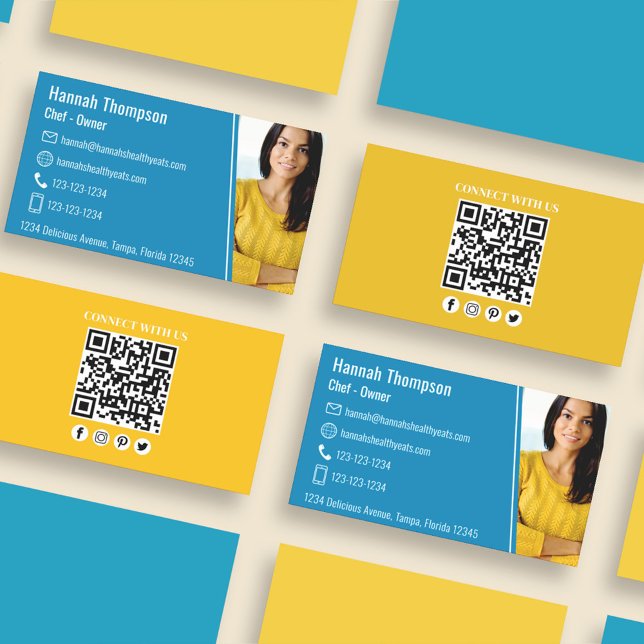 Modern Photo QR-kodblå | Anslut med oss Visitkort (Simple editable business card template with a photo placement on the front. )