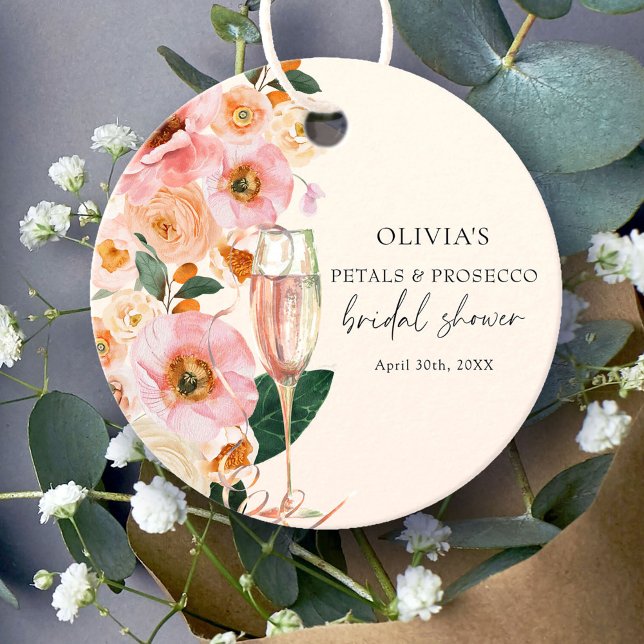 Modern Pink Floral Petals och Prosecco BridShower Gåvor Etiketter (Skapare uppladdad)