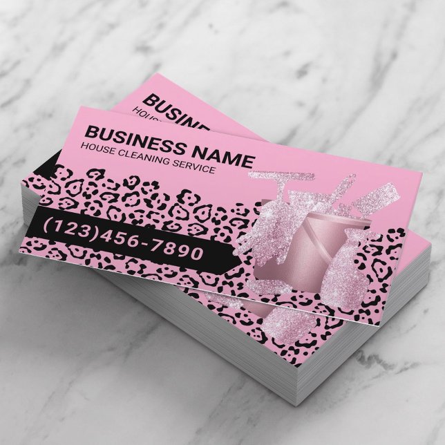 Modern Pink House Cleaning Service Leopard Print Visitkort (Skapare uppladdad)
