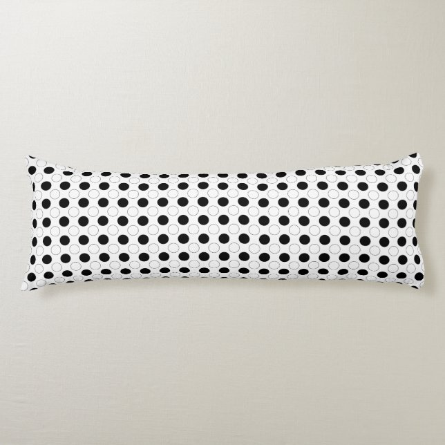 Modern Polka dots Kroppskudde (Framsidan)