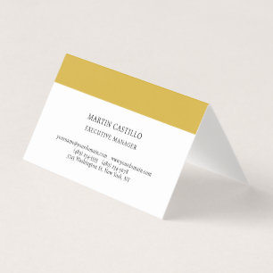 Modern professionell serif-skrift i vitt guld visitkort