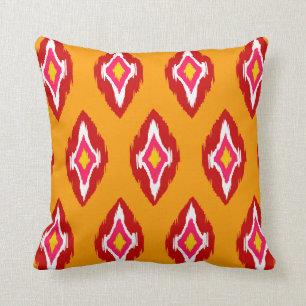 Modern pumparöd fuchsia Ikat Tribal Mönster 1b Kudde