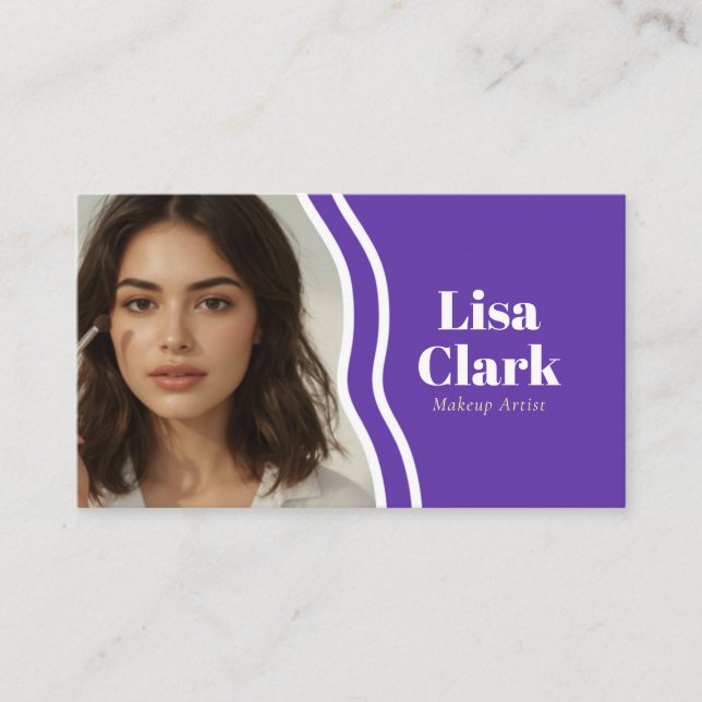 Modern Purple Wavy Line Chic Makeup Artist  Visitkort (Framsida)