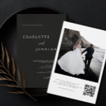 Modern QR-kod för svart och vitt foto Bröllop Inbjudningar<br><div class="desc">Modern inbjudan till QR-kod för svartvitt och svartvitt foto</div>