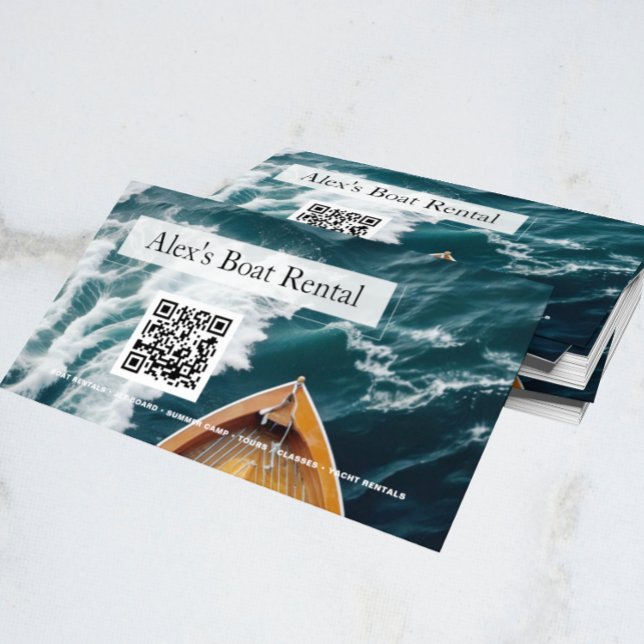 Modern QR-kod för unik Boat Rental-klass Visitkort (Skapare uppladdad)
