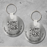 Modern QR-kod - Främjande av Silver Nyckelring<br><div class="desc">Modern och enkel säljfrämjande nyckelkedja för ditt företag eller din organisation med en borstad metallisk bakgrund i silver. Lägg till din QR-kod eller logotyp och två linjer anpassad text,  t.ex. ditt företag namn,  slogan,  tack osv.</div>