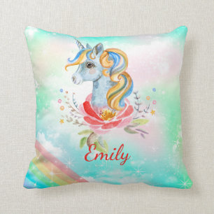 Modern Rainbow Unicorn Girl Namn Dekorativ kudde