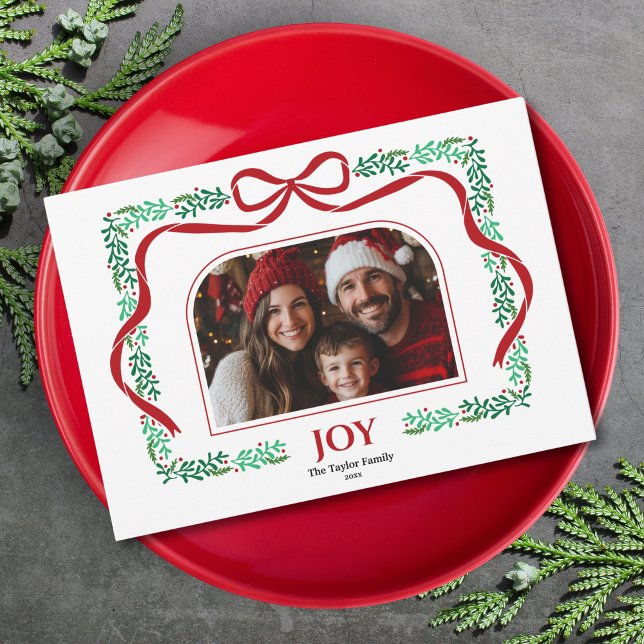 Modern Red Bow Joy Jul Ribbon Photo Ram Inbjudningar (christmas red bow and greenery arch photo frame)