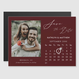 Modern Red Elegant Script Photo Save Date Magnetisk Inbjudningskort