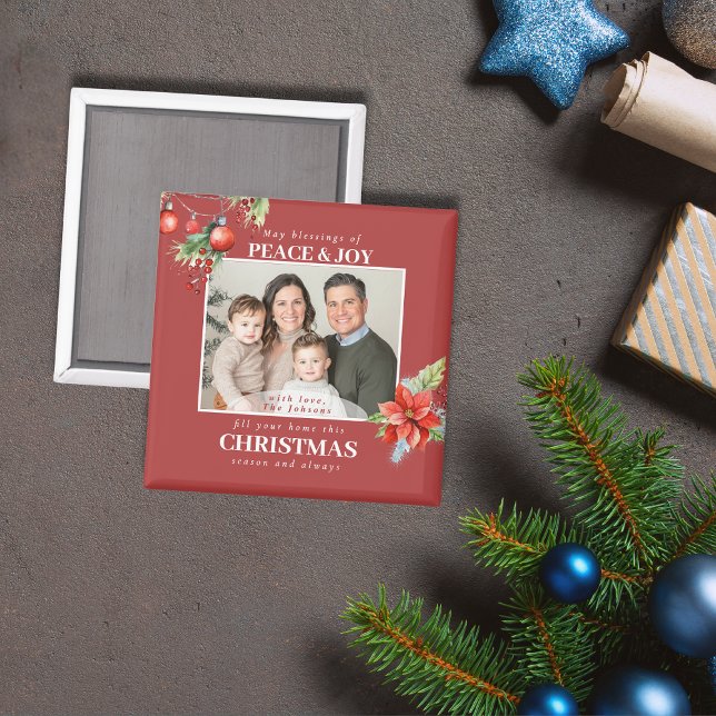 Modern Red Family Photo Christmas Magnet (Skapare uppladdad)
