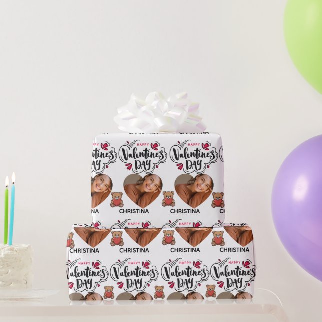 Modern Red Happy Valentines Day one Heart Photo Presentpapper (Festgåvor)