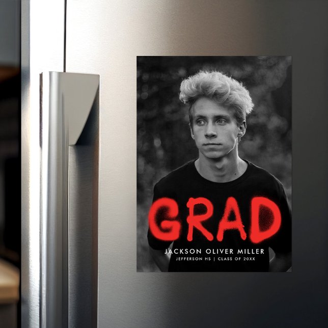 Modern Red Spray Paint Typography Photo Studenten Magnetisk Inbjudningskort (Skapare uppladdad)