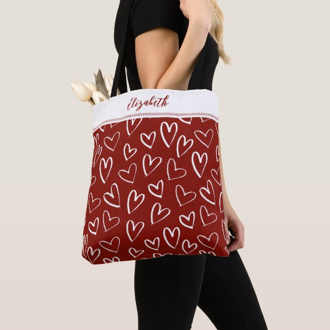 Modern Red White Valentine Hearts Monogram Tygkasse (Närbild)