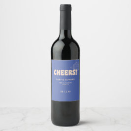 Modern Retro Dark Blue "Cheers!" Custom Wedding Vinflaska Etikett
