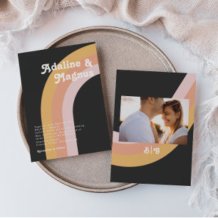 Modern Retro Rainbow Monogram Photo Mörk Bröllop Inbjudningar