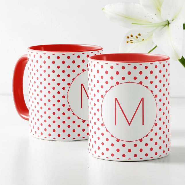 Modern röda prickmönster Söt initialmonogram Mugg (Modern Red Polka Dot Pattern Cute Initial Monogram Mug)