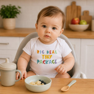 Modern Rolig Söt Snällig Babypresent för Barnkalas T Shirt