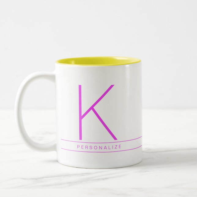Modern Roligt Bright Minimal Neon Monogram Två-Tonad Mugg (Vänster)