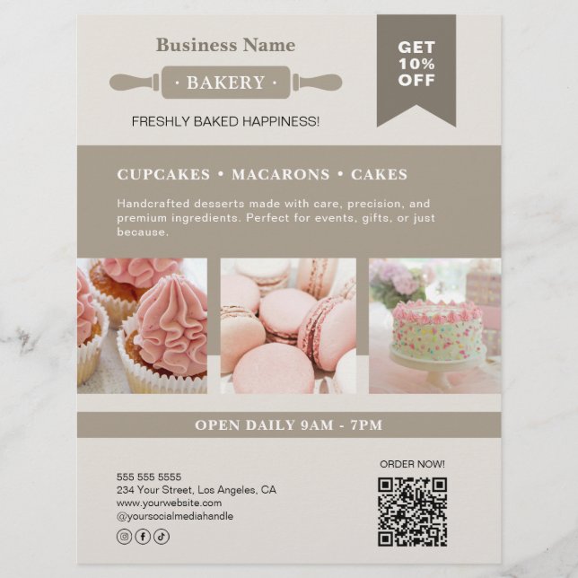 Modern Rolling Pin Bakery Business Flyer (Framsidan)
