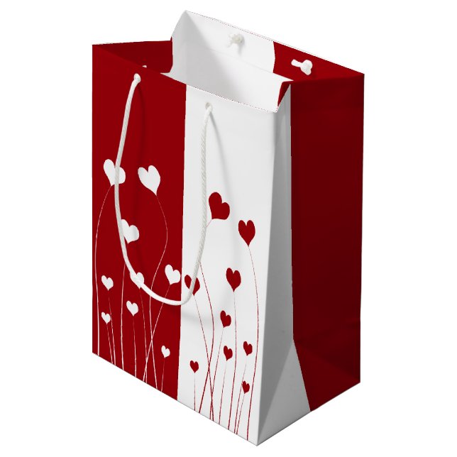 Modern Romantic Red White Kärlek Hearts (Framsidan Vinklad)