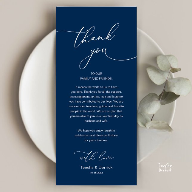 Modern Romantisk Bröllopsmottagning Tacksamhetskor Program (Modern Romantic Wedding Reception Thank You Card, plate decoration, in Classy Navy Blue)