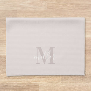 Modern Rosa Anpassad Familjenamn Monogram Kökshandduk