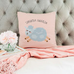 Modern Rosa av ädelpastel får och Kid Namn Kudde<br><div class="desc">Modern Rosa av ädelpastel får och Kid Namn</div>