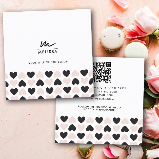 Modern  Rosa Black Kärlek Hearts QR-kod Fyrkantigt Visitkort (Modern Blush Pink Black Love Hearts QR Code Square Business Card)