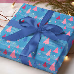 Modern Rosa Blue Julgran Mönster Presentpapper<br><div class="desc">Den moderna Rosan Blue Julgran Mönster Wrapping Papper Gift Wrap har en rosa och blå mönster i Julgranar. Perfekt för julklapp och helgdag. Skapat av Evco Studio www.zazzle.com/store/evcostudio</div>
