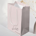 Modern Rosa Bridesmaid Frieri Gift Bag<br><div class="desc">Anpassningsbar-designad briljant-presentväska med modern  rosa.</div>