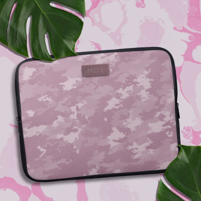 Modern Rosa Camo Snyggt Camouflage bärbar dator Fo Laptop Fodral (A blush pink camo laptop sleeve with space for your initials)