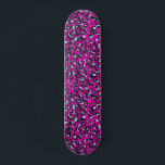 Modern Rosa Cheetah Leopard Animal Print Mini Skateboard Bräda 18,5 Cm<br><div class="desc">Trendig alltid shock rosa fast färg. Vild safari och djungeldjur. Modern chic bra liten cheetah,  leopard skin animal print in white and pastel mint and rosa färg. Det finns ett litet fuskverk.</div>
