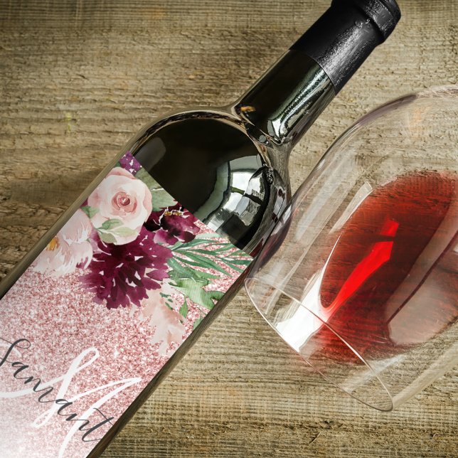 Modern Rosa Glitter och blomma Gnistra med Namn Vinflaska Etikett (Skapare uppladdad)