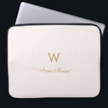 Modern  Rosa Guld-skript, Monogram Laptop Fodral<br><div class="desc">En modern monogramdesign med elegant och handskriven minimalistisk manustypografi och sans serif-blocktypografi på en elegant blek pastellbakgrund för  rosa. Monogrammet och namn kan lätt vara personlig.</div>