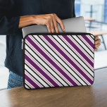 Modern Rosa Lila Black Rand Mönster Laptop Sleeve<br><div class="desc">Modern och trendig diagonalt rand mönster i 4 färg: vitt,  rosa,  lila och svart.</div>